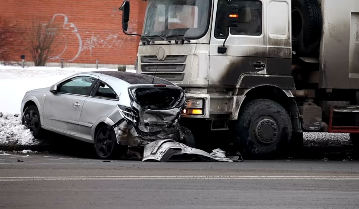 Safety Tips for Preventing Commercial Vehicle Accidents