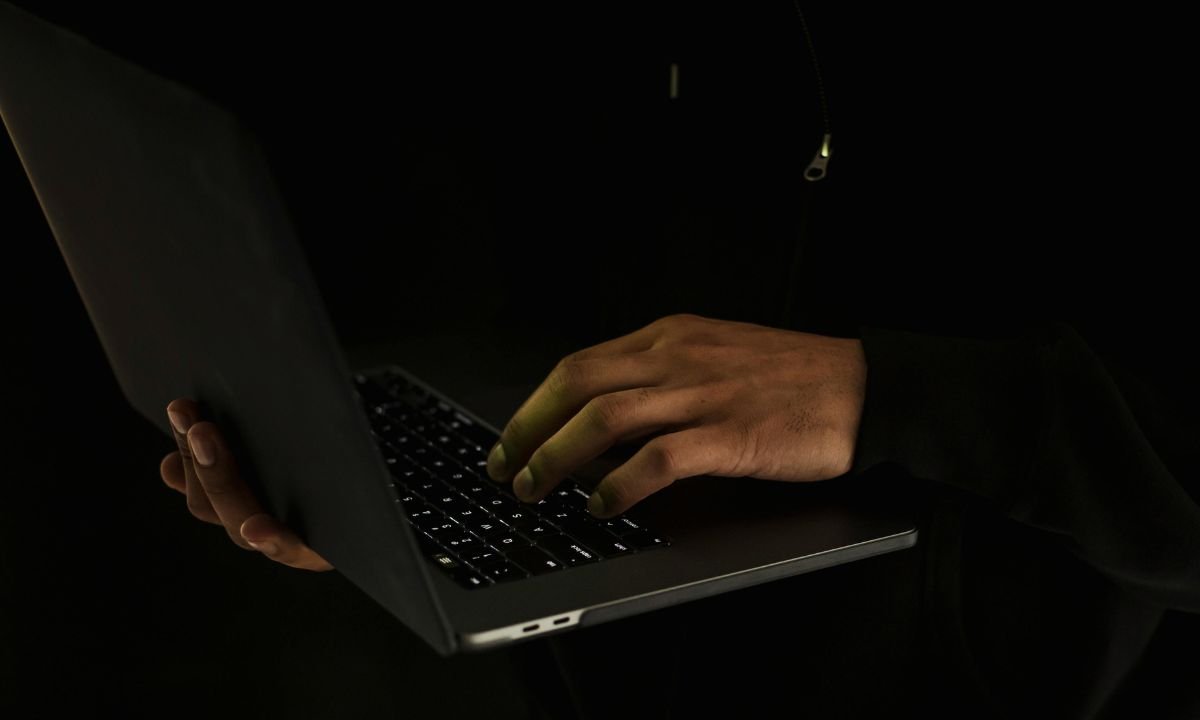 Managed Cybersecurity Solutions: Guide to Fortifying Business Defenses Against Cyber Threats